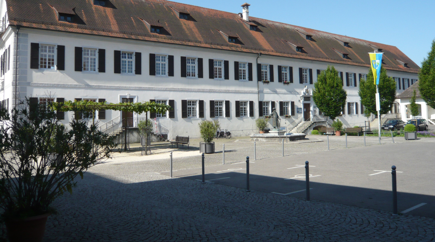 
          Hagnauer Museum
          Bild 1