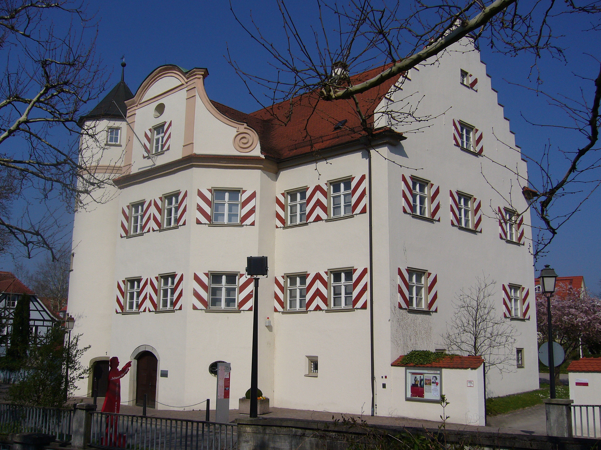 
          Stadtmuseum im Schlössle
          Bild 1